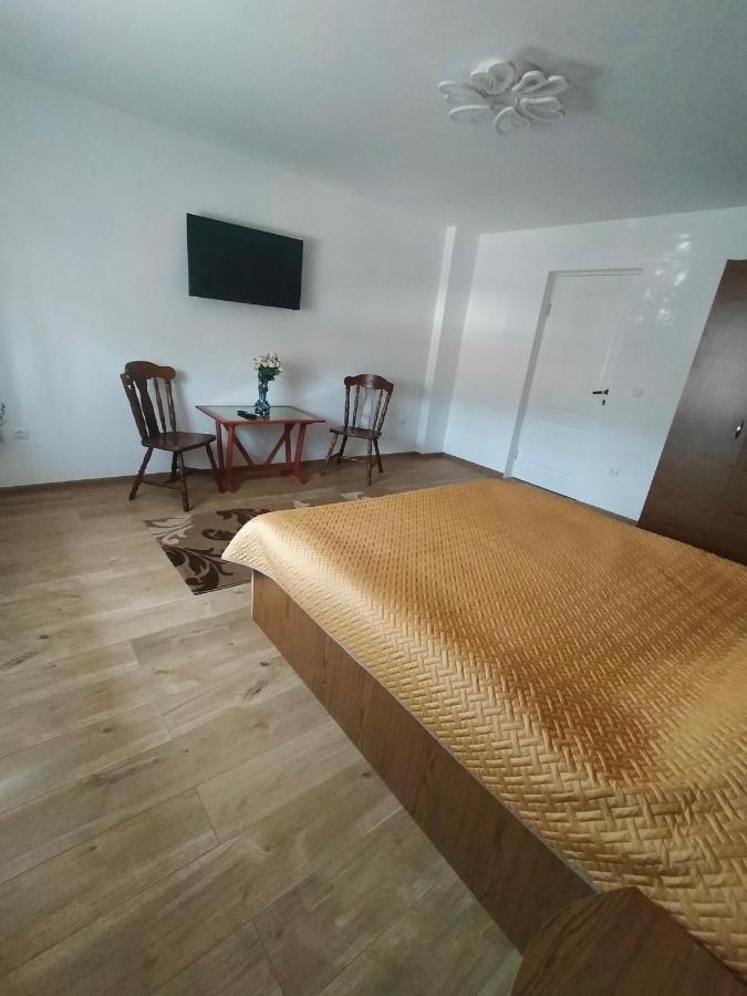 Casa Luminița Villa Ieşelniţa Exterior foto